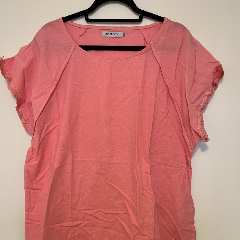 A cotton/linen top